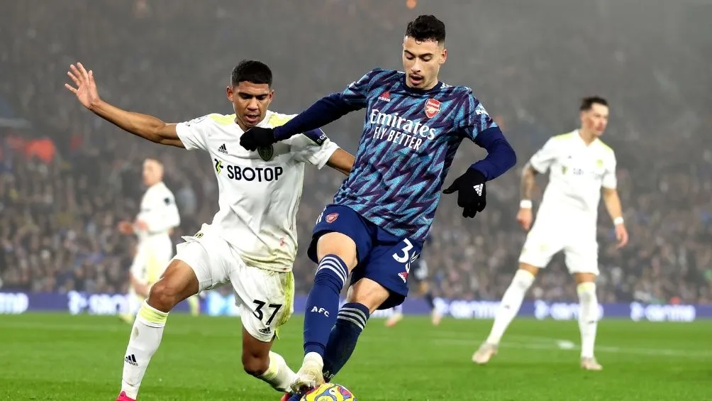 TWITTER/@PREMIERLEAGUE Arsenal se metió a puestos de Champions