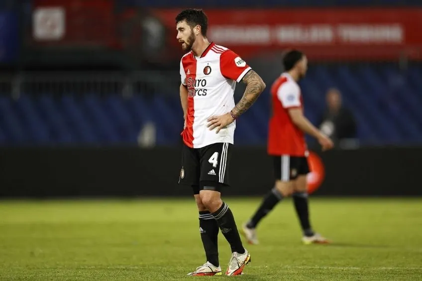 Jugadores del Ajax se lamentan por la derrota