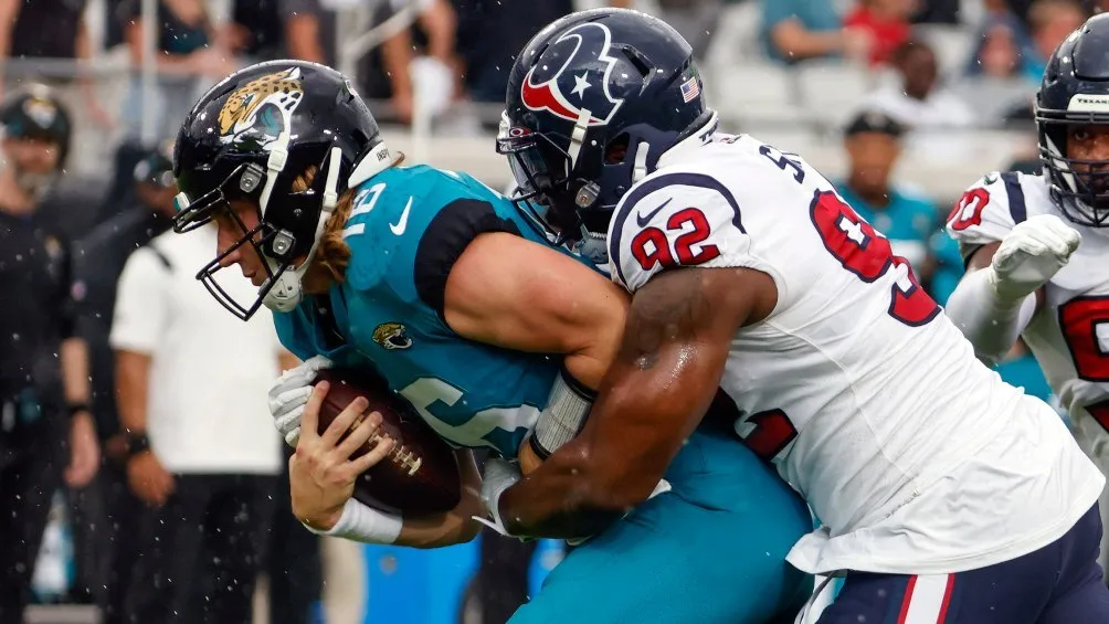 Trevor Lawrence en acción con Jaguars