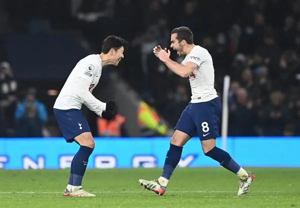 Son y Winks en festejo