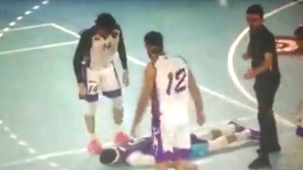 Óscar Cabrera se desvanece a causa de un síncope