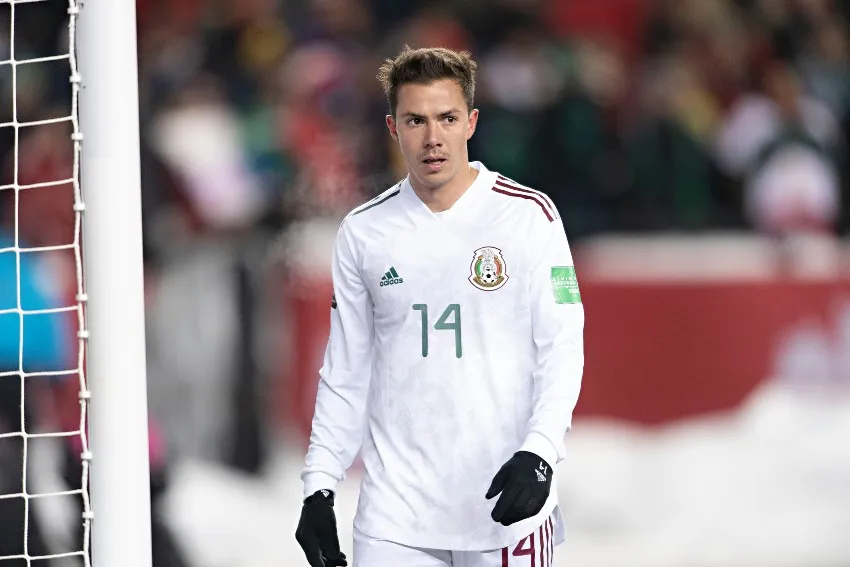 Córodva en un juego de la Selección Mexicana