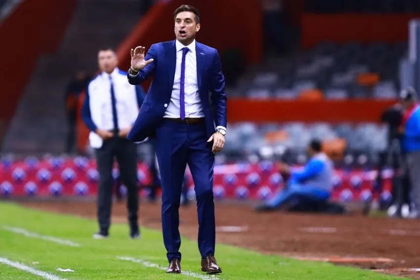 Diego Alonso en un partido de los Rayados de Monterrey