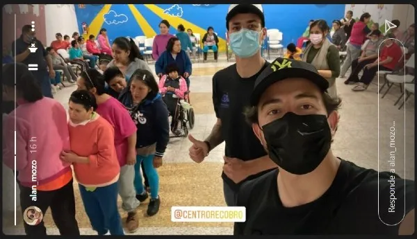 INSTAGRAM @alan_mozo Mozo y Dinenno en el centro el "Recobro"
