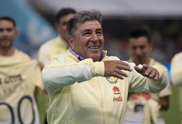 Reinoso en un homenaje de América