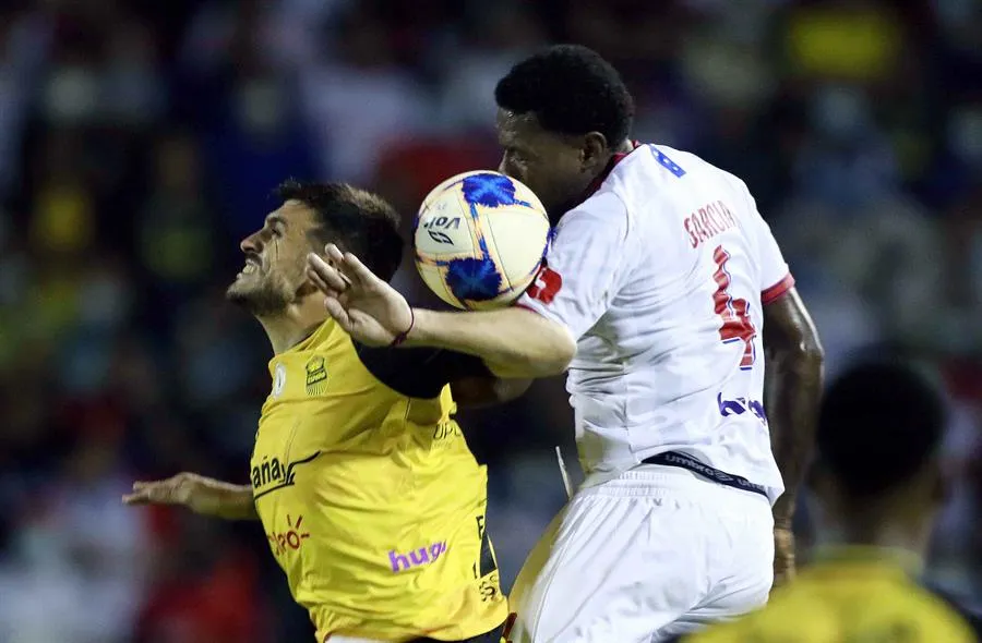 Real España perdió ante el Olimpia