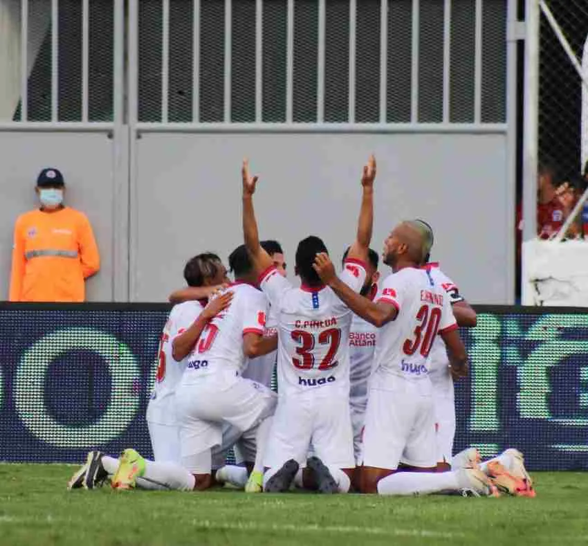 Olimpia ganó 2-0 en la Ida