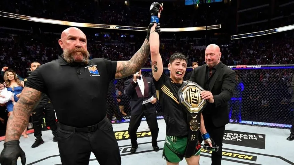 DAZN Brando Moreno, primer mexicano Campeón de la UFC