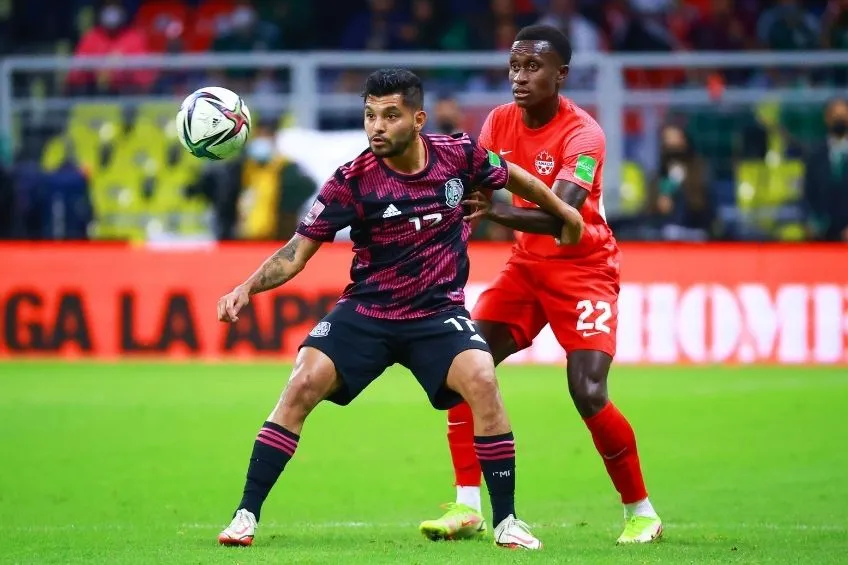 Tecatito podría jugar en Italia o España