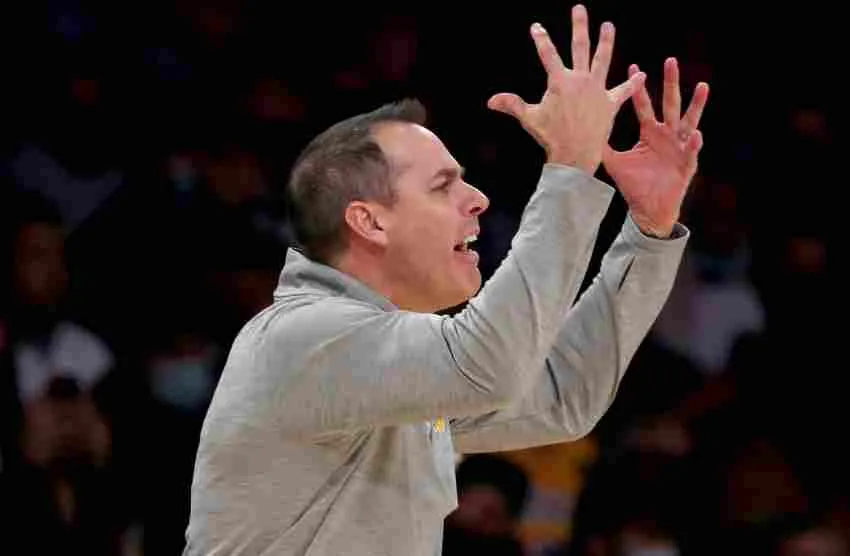 Frank Vogel, entrenador de los Lakers