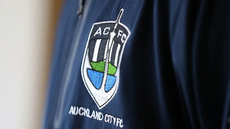AUCKLAND CITY Chamarra del club neozelandés