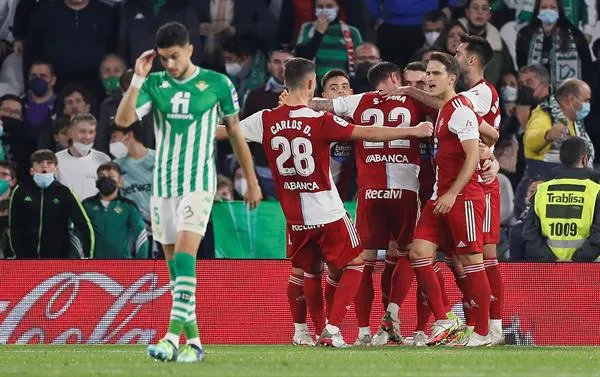 EFE Jugador del Betis reacciona durante celebración del Celta de Vigo