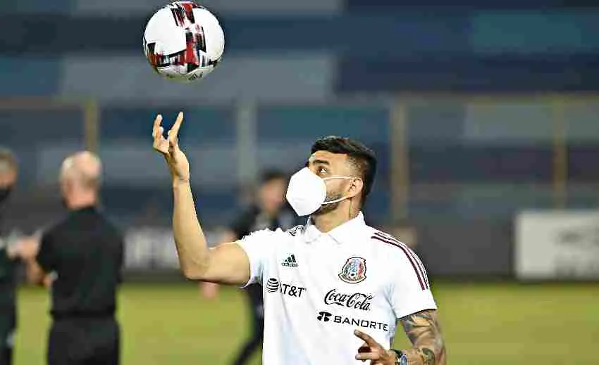 IMAGO 7 Alexis en su convocatoria con México