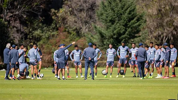 Los integrantes de Pumas en un entrenamiento