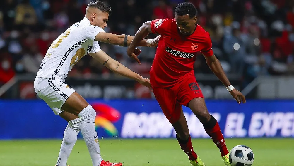 MEXSPORT Nicolas Freire (Pumas) vs Michael Estrada (Toluca) en la Liga MX