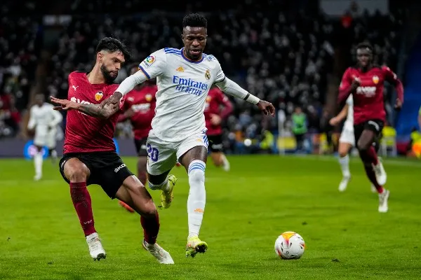 Vinicius Jr en acción con el Real Madrid