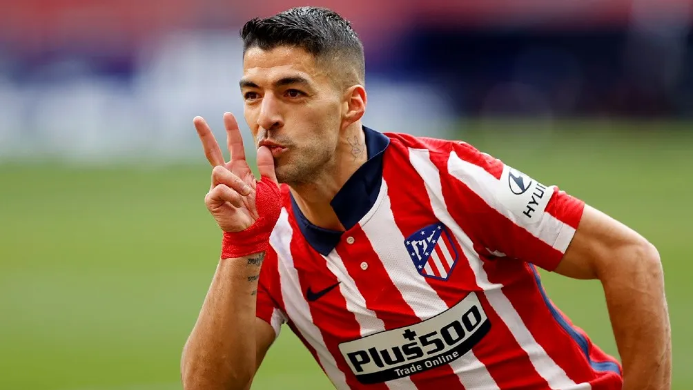 Luis Suárez celebrando gol con el Atlético de Madrid en LaLiga