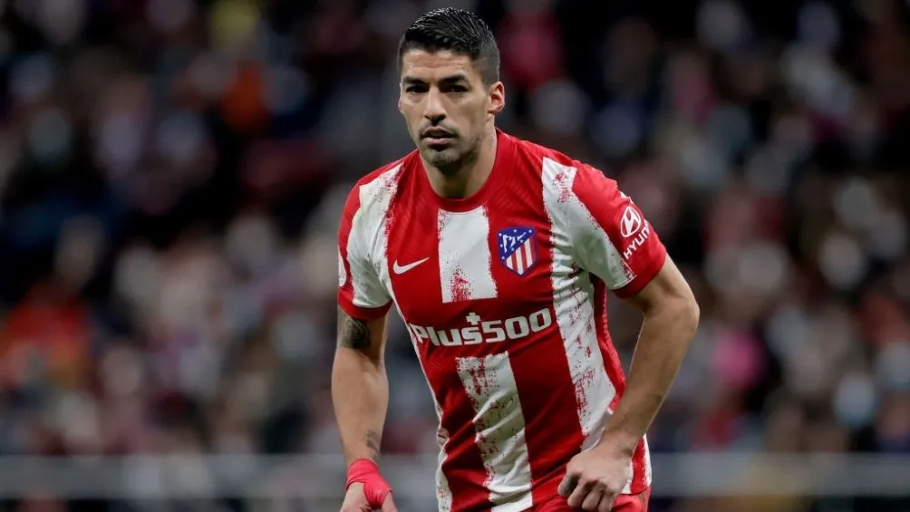 Luis Suárez jugando partido con el Atlético de Madrid en LaLiga