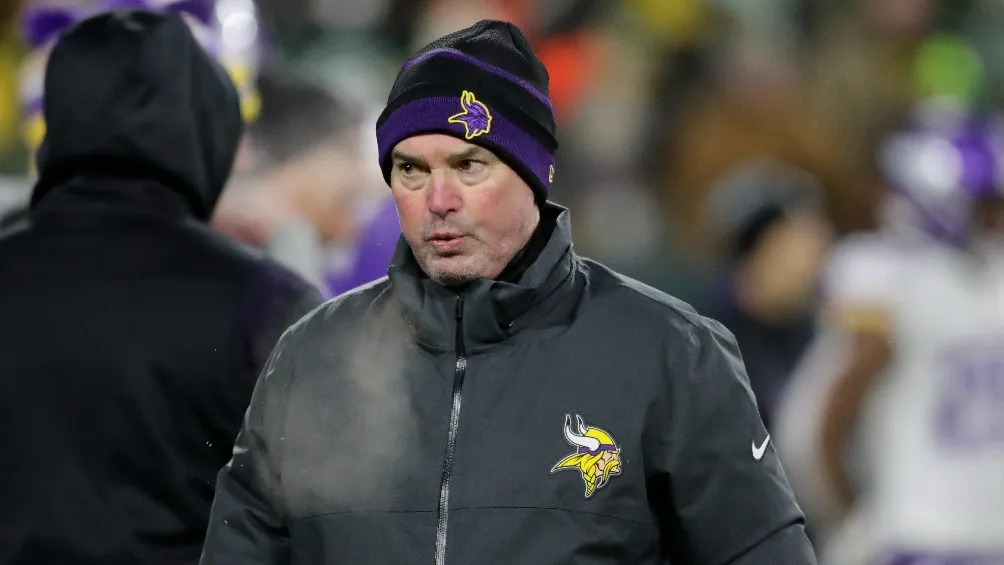 Mike Zimmer cesado de los Vikings de Minnesota