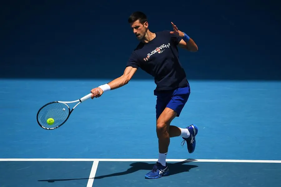 Novak Djokovic durante un entrenamiento