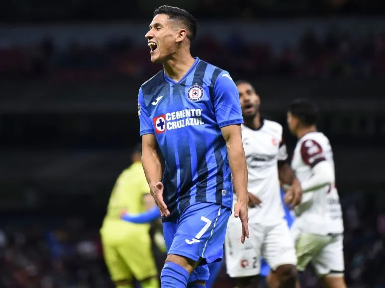 IMAGO7 Antuna se lamenta tras una acción