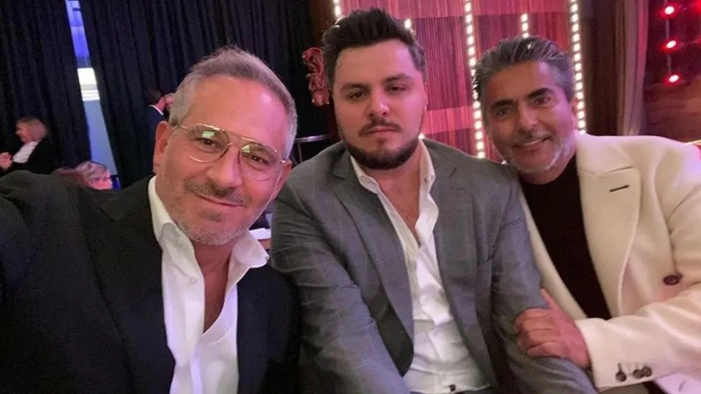 Arath de la Torre con sus compañeros de 'Hoy'