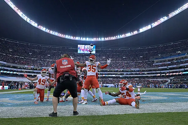 La visita de los Chiefs al Azteca en 2019