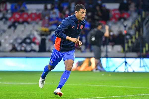 Lira previo a su debut con La Máquina