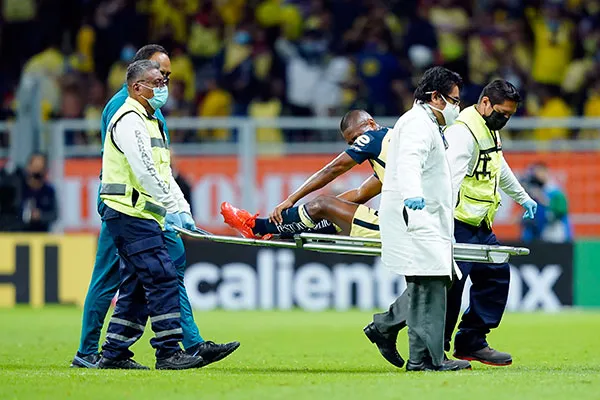 Aquino batalló en diciembre pasado con una lesión