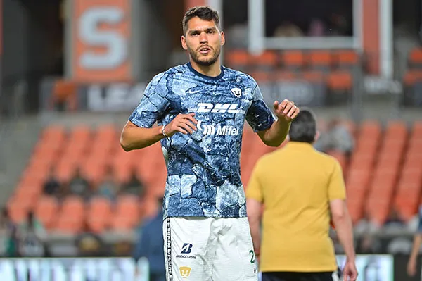 El defensa auriazul previo a un partido