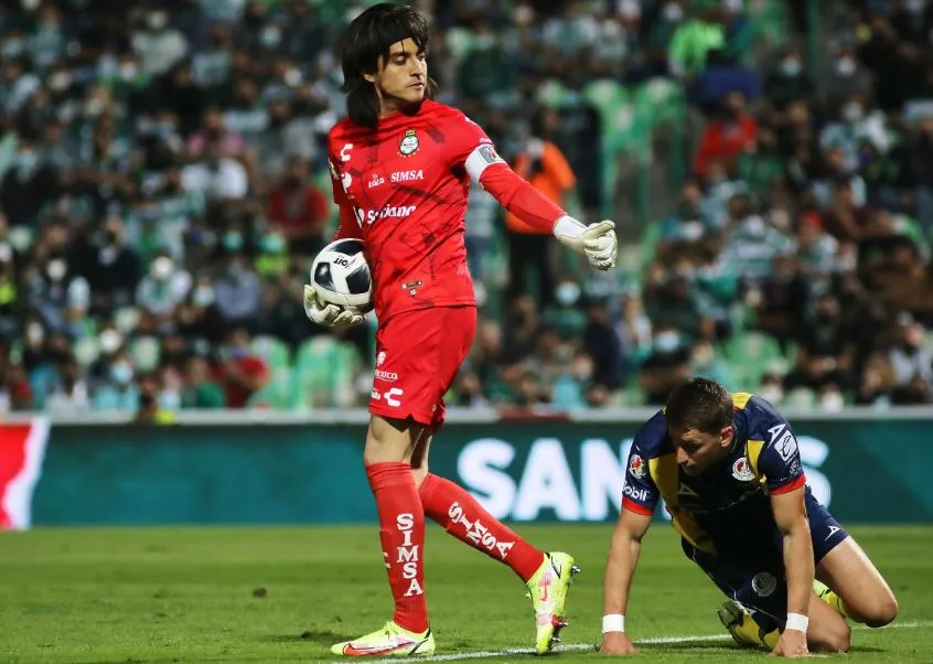 Acevedo en acción con los Guerreros