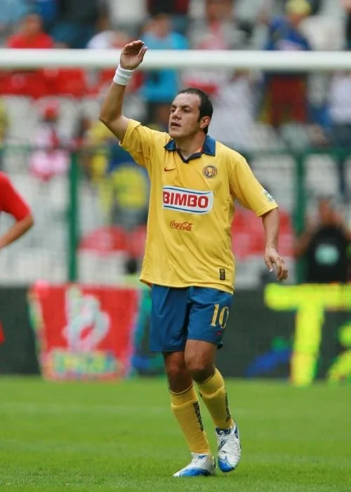 Cuauhtémoc Blanco en un partido con América