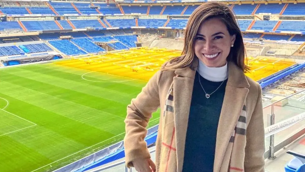 Kary Correa visitando el Estadio Santiago Bernabéu
