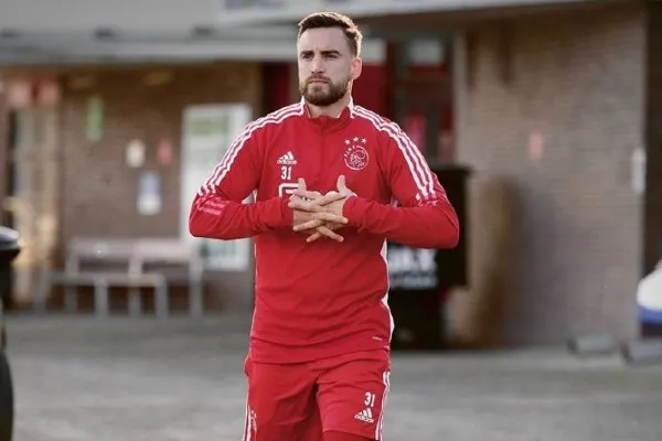 Nicolás Tagliafico en la escuadra de Ajax