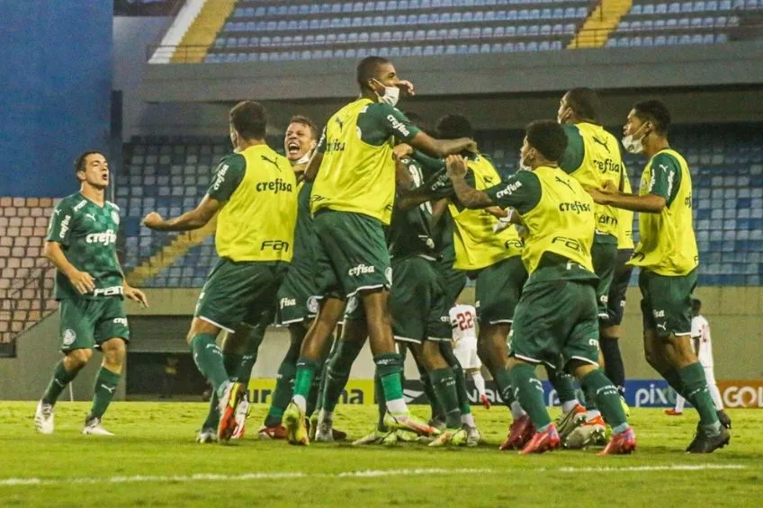 TWITTER: @Palmeiras Jugadores de Palmeiras festejando el pase a la final