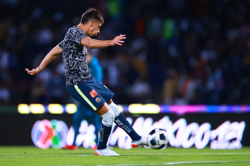 Mauro Lainez previo a un partido con América