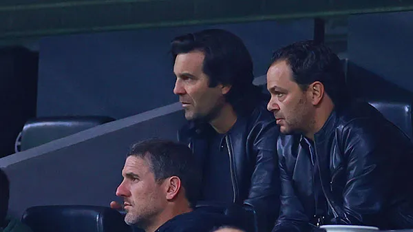 Santiago Baños junto a Santiago Solari