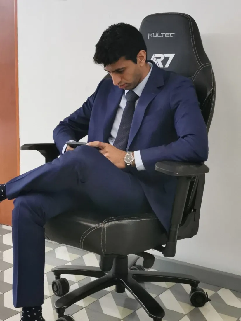 RÉCORD Ruuxi, nuevo entrenador principal de Rainbow7