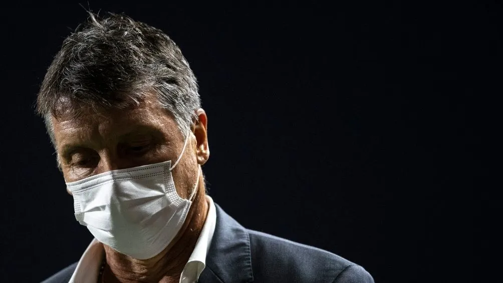 El entrenador tras un partido