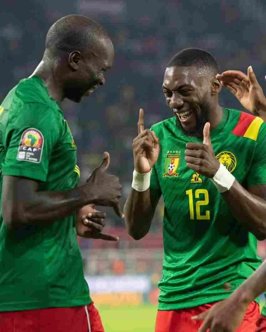 Karl Toku Ekambi celebrando su doblete