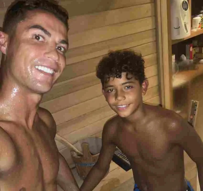 Cristiano Ronaldo y Cristiano Jr.