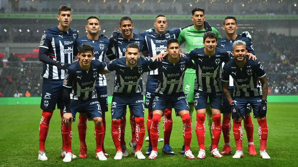 Jugadores del Monterrey en el partido de la Liga MX ante Cruz Azul