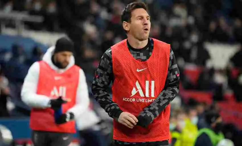 AP Lio calentando para entrar de cambio