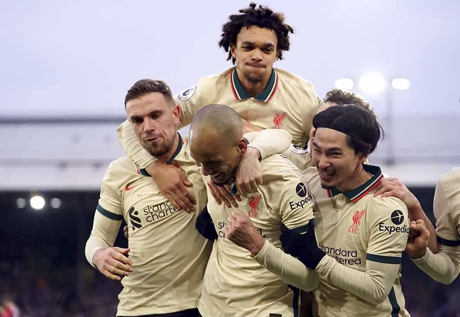 Jugadores del Liverpool celebrando un gol