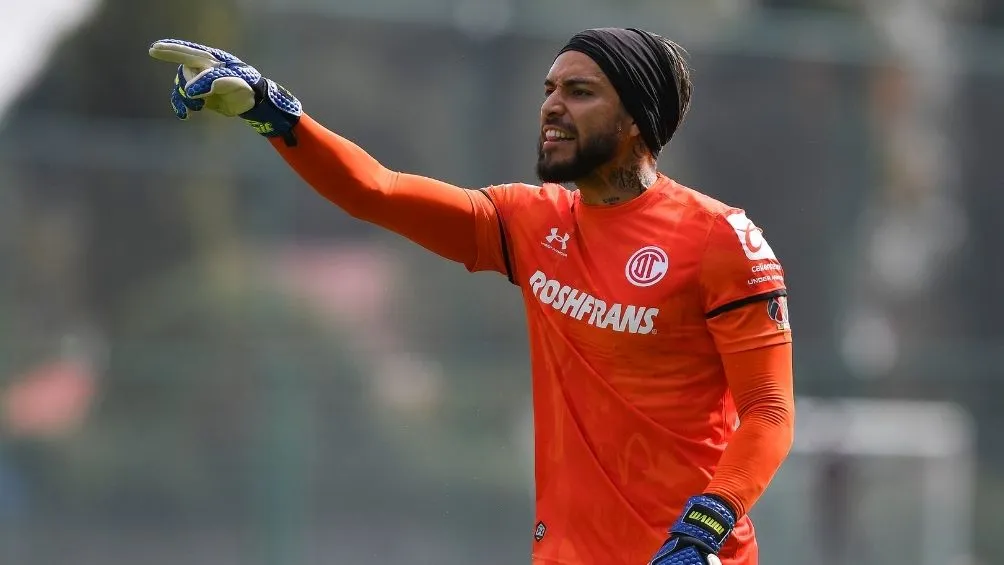 IMAGO7 Saldívar dejó de ser portero de Toluca