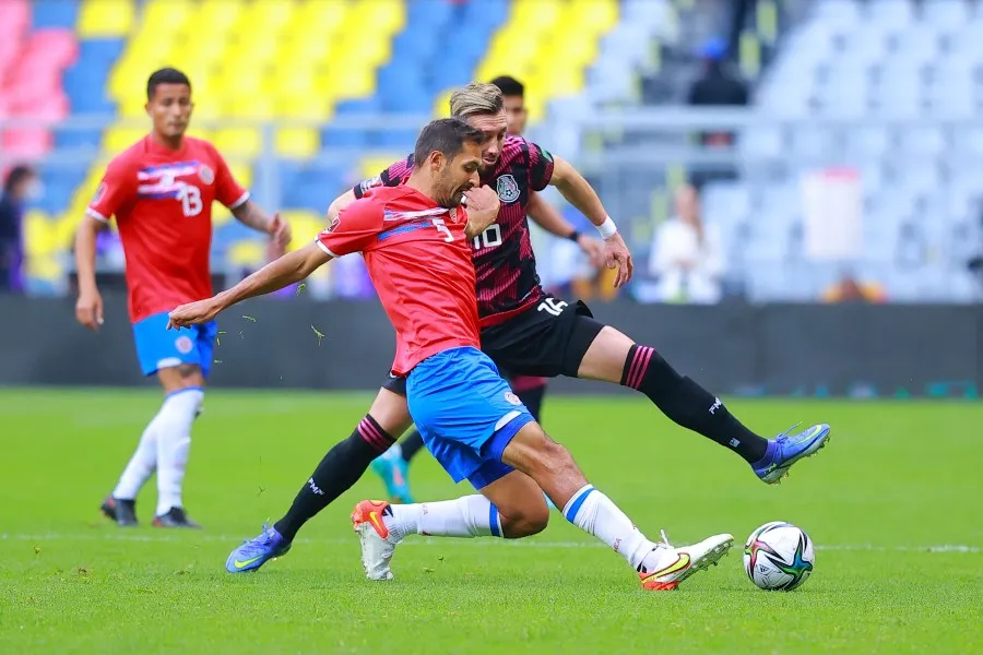 IMAGO7 México y Costa Rica no se hicieron daño en el Azteca