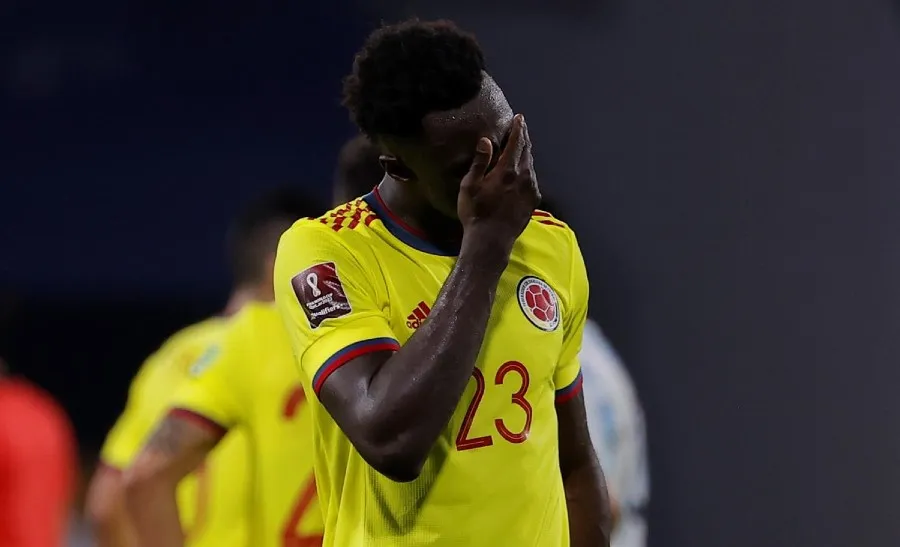 EFE Davinson Sánchez se lamenta tras derrota ante Argentina