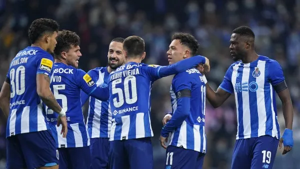 Jugadores del Porto celebran