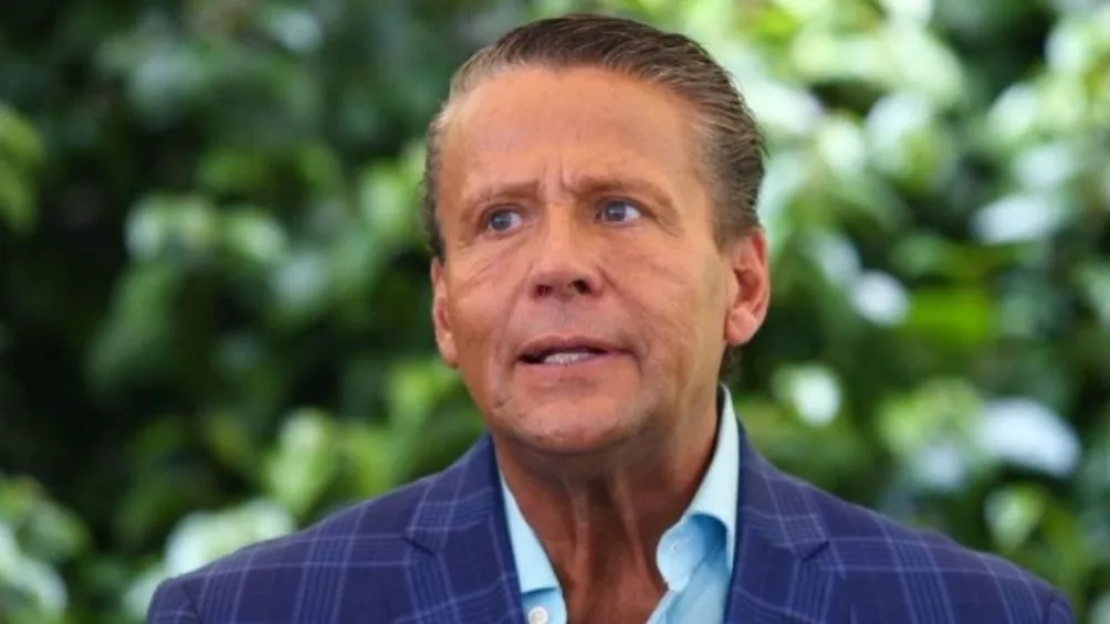 Alfredo Adame durante un evento