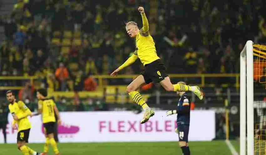 Erling celebrando un gol